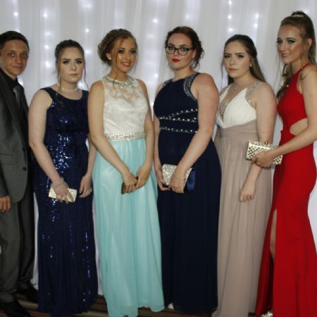 Y11Prom010