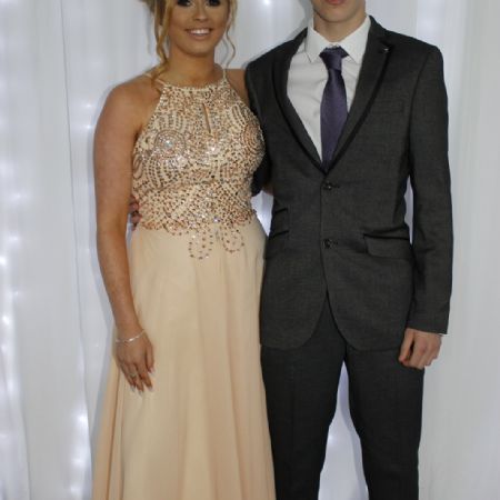 Y11Prom018(1)