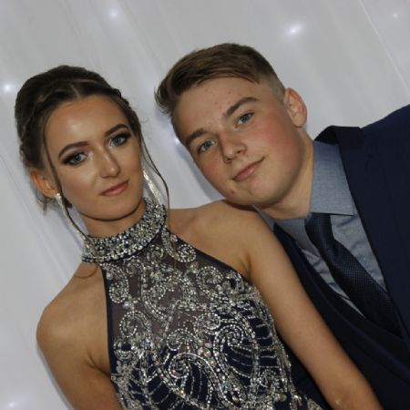 Y11Prom025(1)