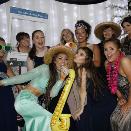 Y11Prom087(2)
