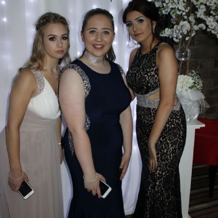 Y11Prom117