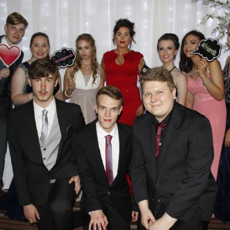 Y11Prom119