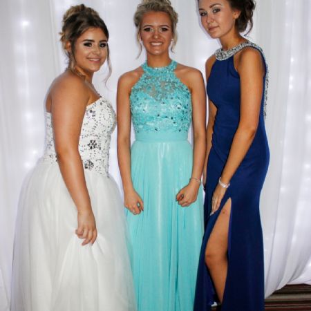Y11Prom129