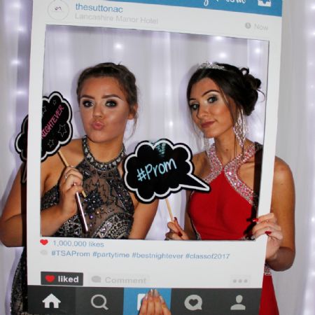 Y11Prom132