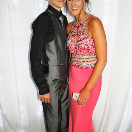 Y11Prom141