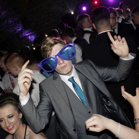 Y11Prom175