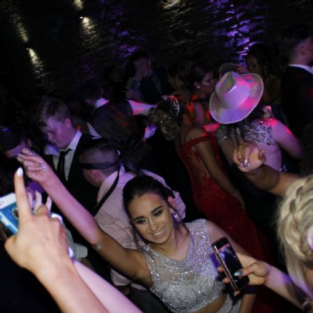 Y11Prom187