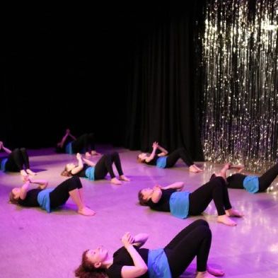 tsadanceshow2022129)