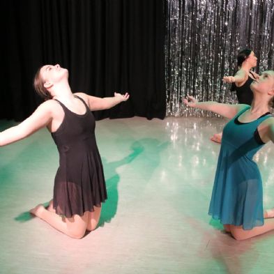 tsadanceshow2022161)