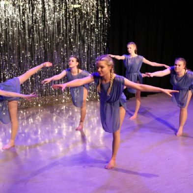 tsadanceshow2022186)