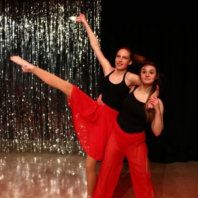 tsadanceshow202283)