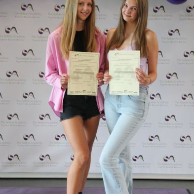 Y13ResultsDay202335)