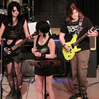 tsaSuttonRocks244)