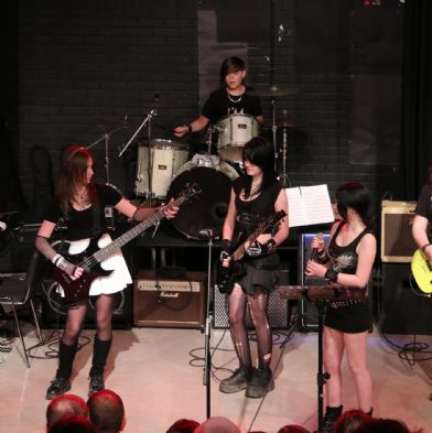 tsaSuttonRocks247)