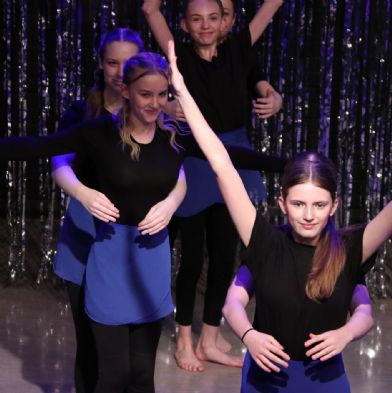 tsaDanceShow24101)