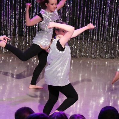 tsaDanceShow24117)