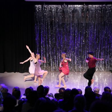 tsaDanceShow24180)