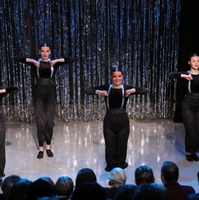 tsaDanceShow24185)