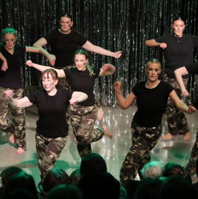 tsaDanceShow2434)