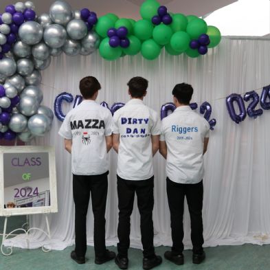 tsaYear11ShirtSigning2410)