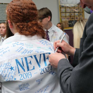 tsaYear11ShirtSigning24108)