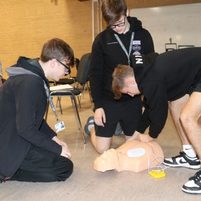 tsasixthFirstAid15)