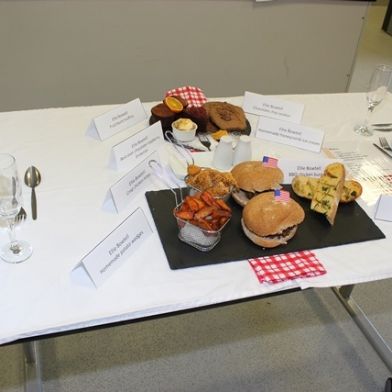 y11_food01