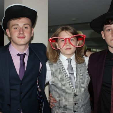 tsa_Y11_Prom087