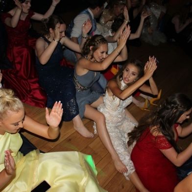 tsa_Y11_Prom177(1)